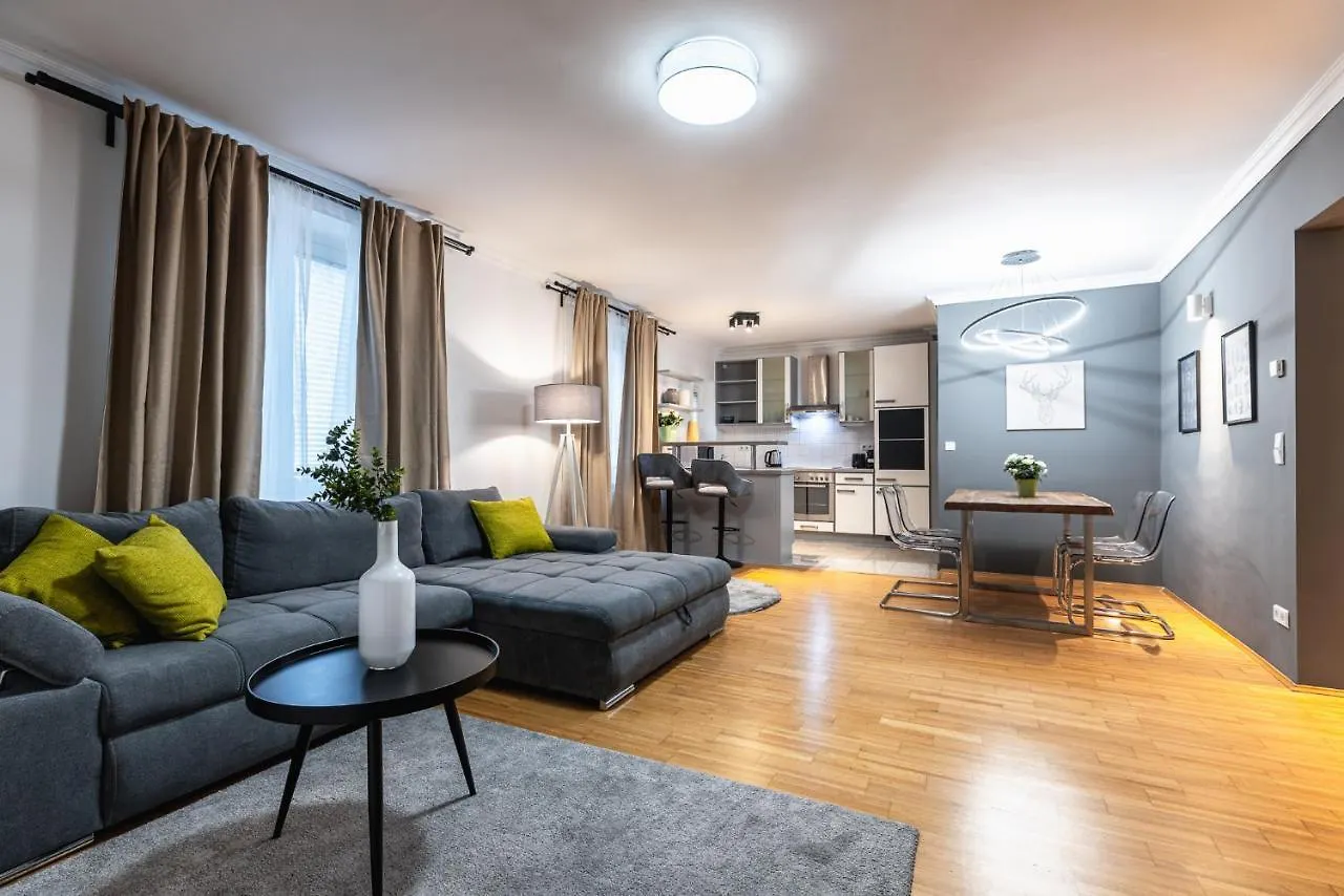 Live Centrally In A Spacious And Modern Apartment In Vienna location
