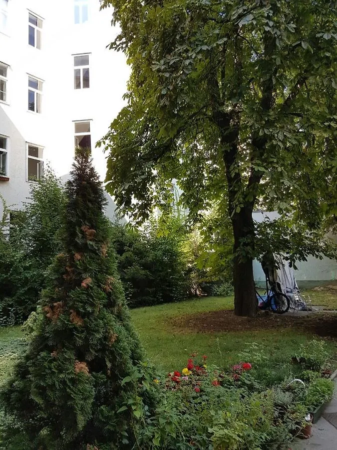 Live Centrally In A Spacious And Modern Apartment In Vienna 0*,  Austria